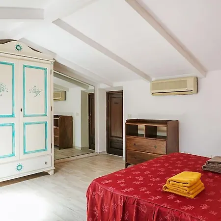 Apartment- Near The Cathedral * Olbia