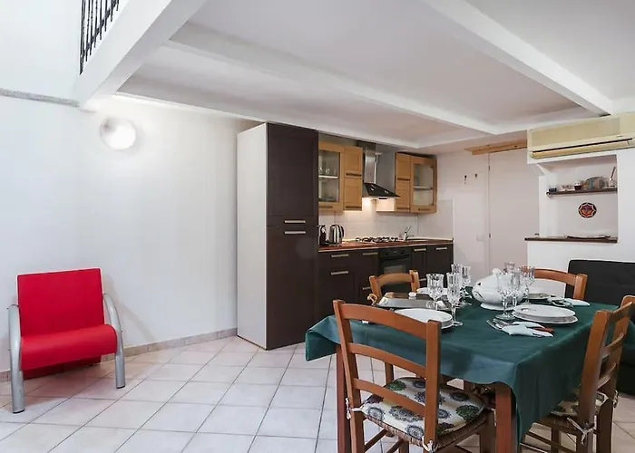 Apartment- Near The Cathedral * Ольбия